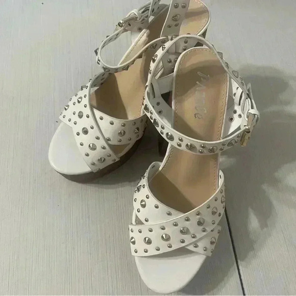 Pazzle Studded Chunky Heels - Picture 12 of 12